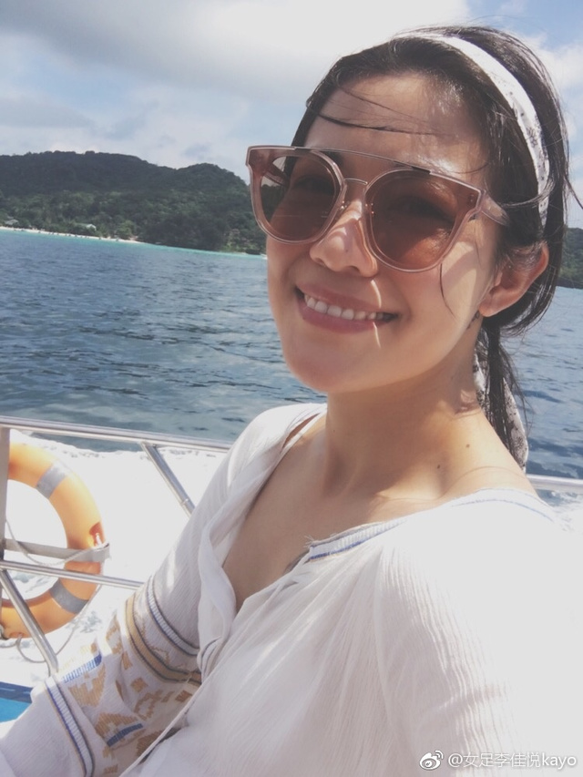 包含新加坡女足辽阔前景，引领本地足球发展的词条