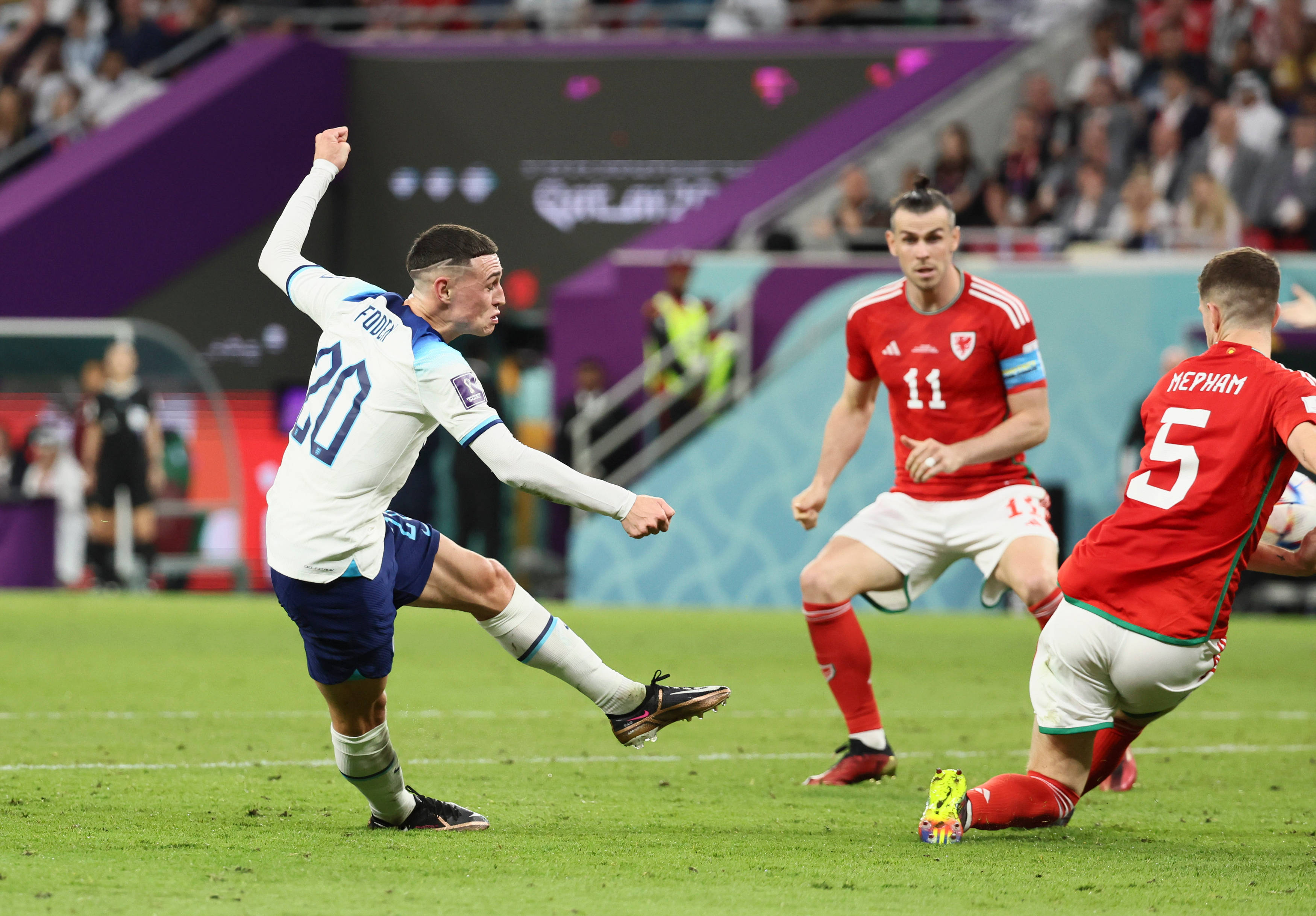 荷兰主场胜利，欧洲联赛领先优势