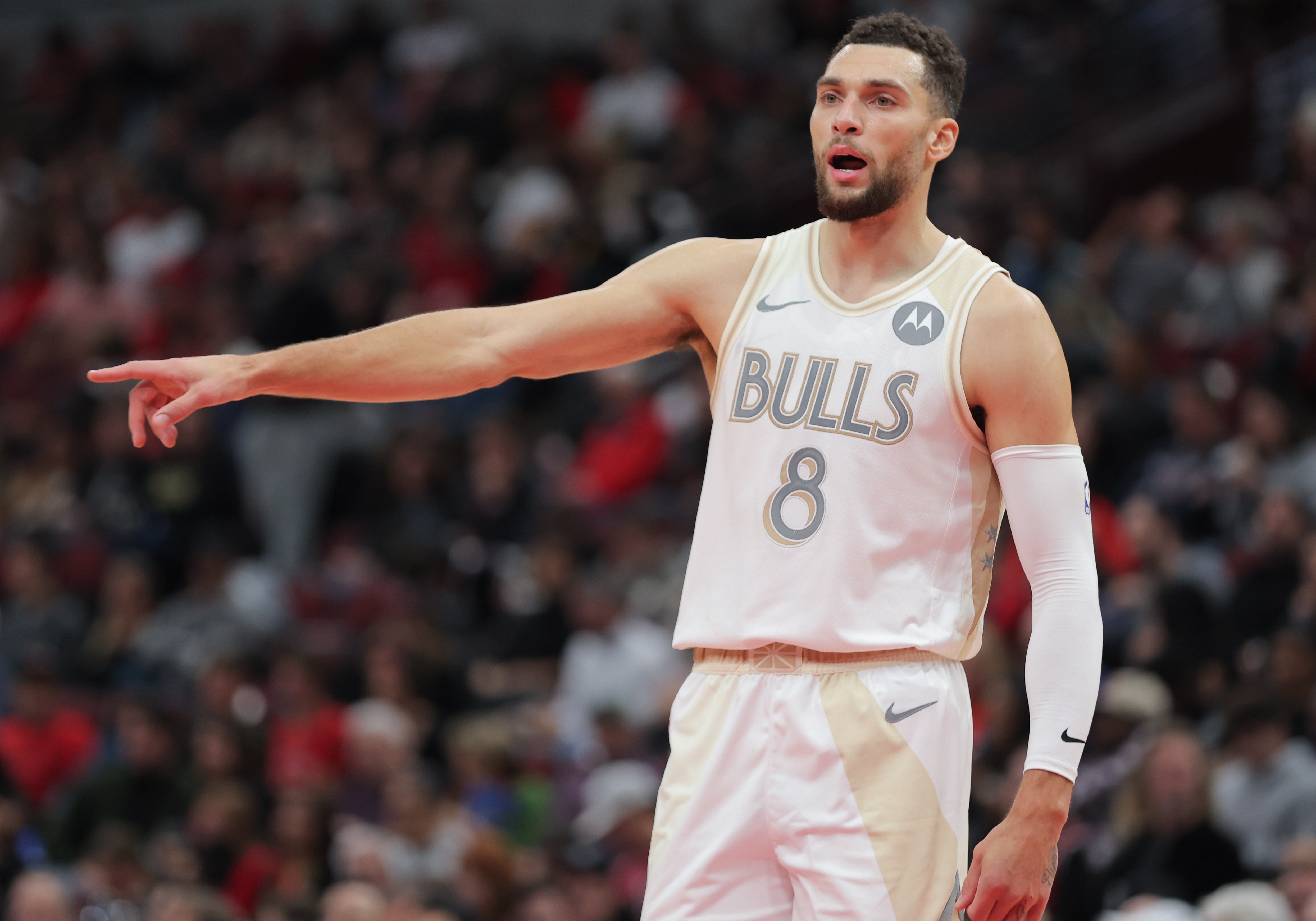 星空体育直播-公牛力克老鹰，拉文表现抢眼的简单介绍