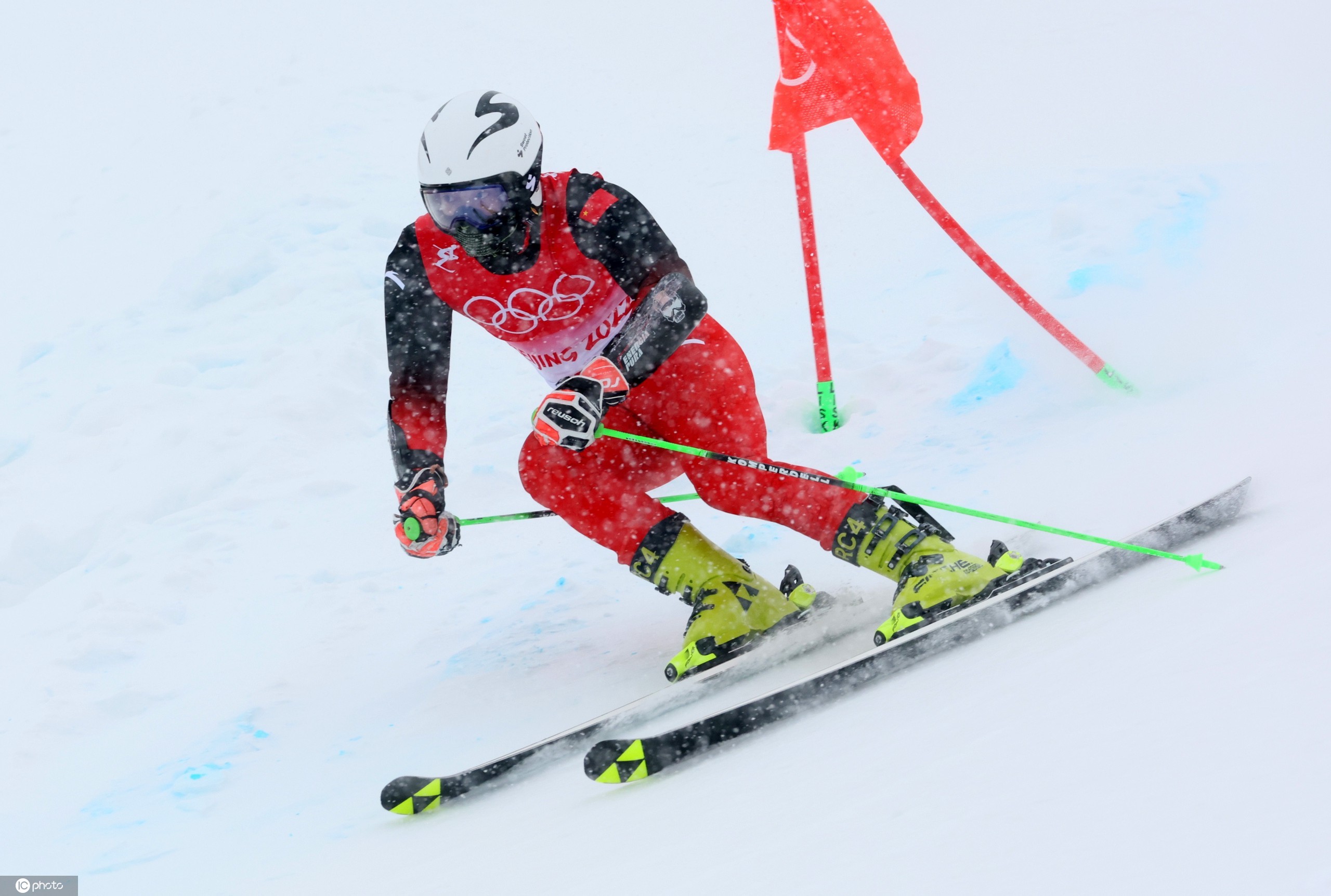瑞士滑雪队员在赛场上表现亮眼